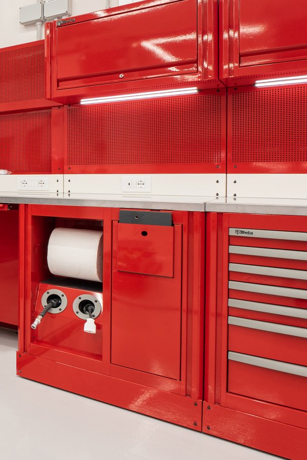 Mobili da officina 3D Beta armadi da garage con cassetti ideali per organizzare qualsiasi spazio di lavoro professionale