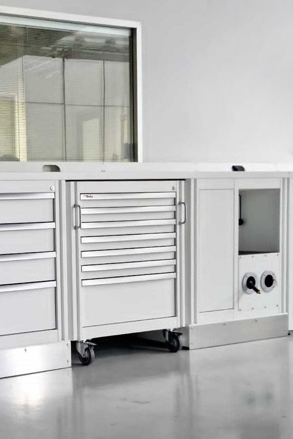 Mobili da officina Armadi 3D Beta con cassetti ideali per laboratori biotecnologici o mobili da officina personalizzati
