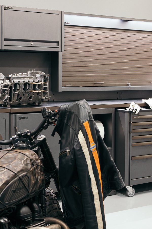 Mobili da officina 3D Beta armadi da officina e contenitori visti nell'officina di Officina Stamoto