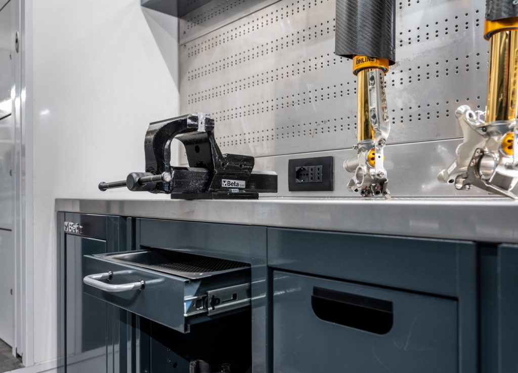 Mobili da officina con morsa a cassetto per l'uscita delle parti 3D Beta ideali per l'allestimento di officine professionali